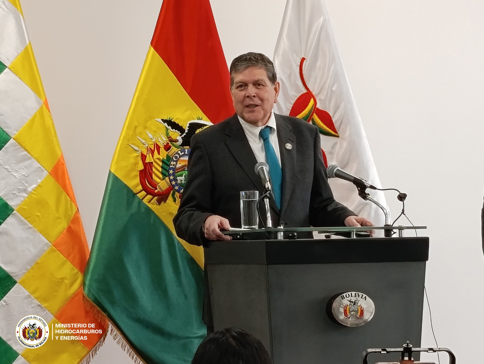 Decreto Supremo 5676 fija que grandes consumidores de diésel paguen Bs 18 el litro; transportistas y particulares seguirán pagando Bs 9,80