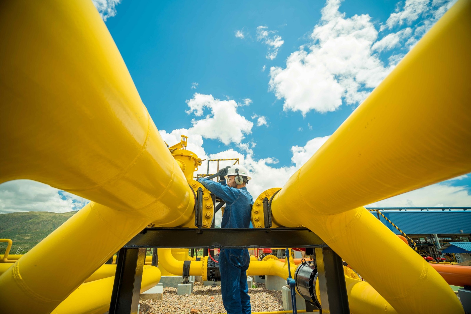 Gobierno autoriza importación excepcional de Gas Natural y Gas Natural Licuado a privados para consumo propio y generación eléctrica